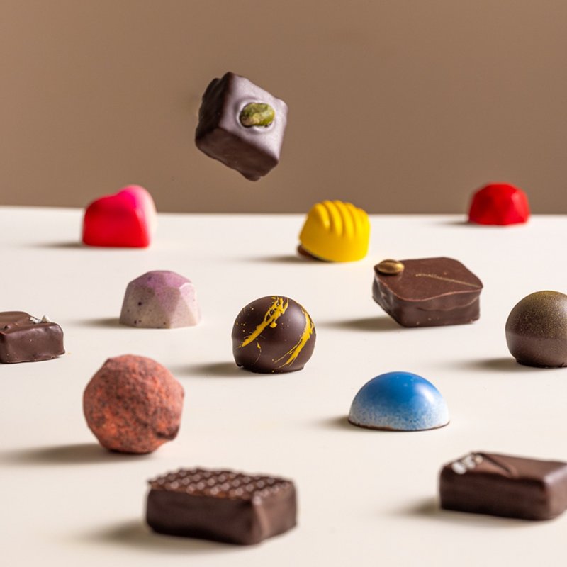 BONBON 含馅巧克力礼盒 12入 - 巧克力 - 其他材质 多色