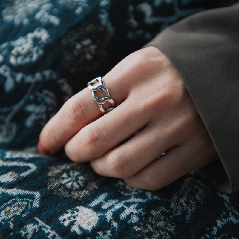 赖着不走 - 纯银戒指 - 戒指 - 纯银 银色