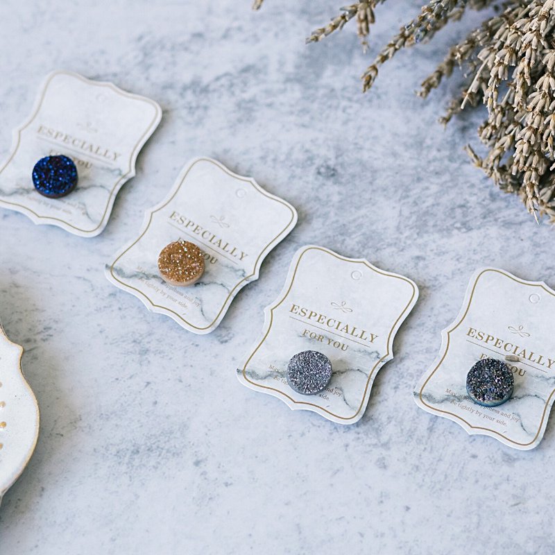 【出清特惠】水晶香氛扣 | 天然晶簇、扩香石 精油口罩扣、磁扣 - 收纳用品 - 水晶 多色