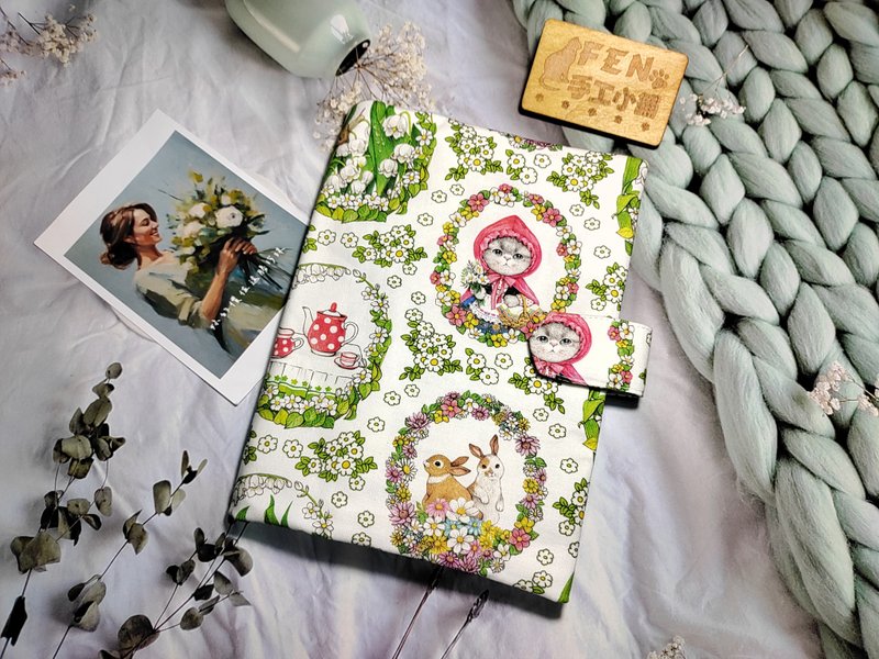 童话系列-韩国限量布料猫叔小红帽猫娃娃磁扣书衣-布书套A5-25K - 书衣/书套 - 棉．麻 