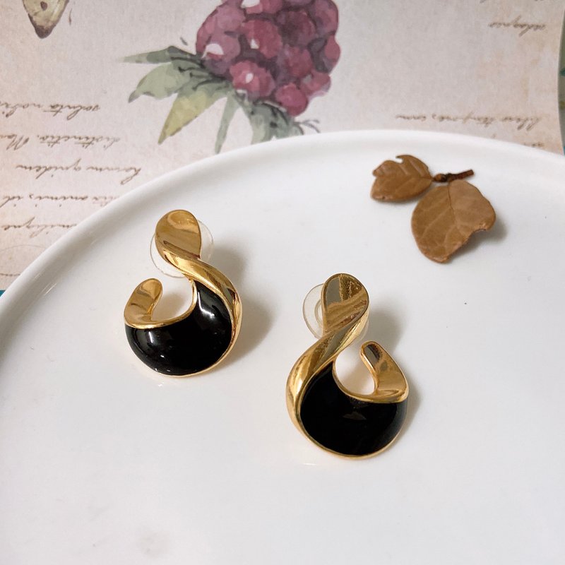 【西洋古董饰品】法式S扭转优雅曲线 珐琅工艺 耳针 耳环 - 耳环/耳夹 - 贵金属 黑色