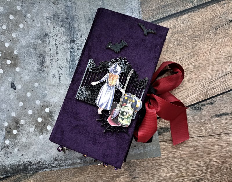 Witch journal thick Magic dream journal completed Witch flowers moon chunky - 笔记本/手帐 - 纸 紫色