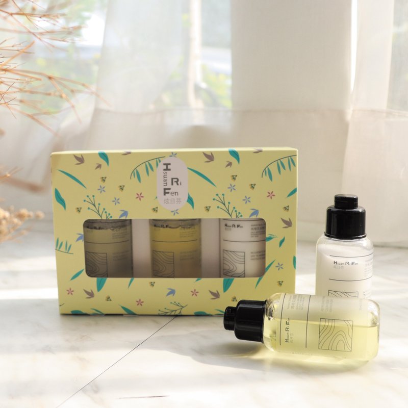 Hsuan Ri Fen 炫日芬 玛嘎芙洗护旅行组 - 旅行套装 - 塑料 透明