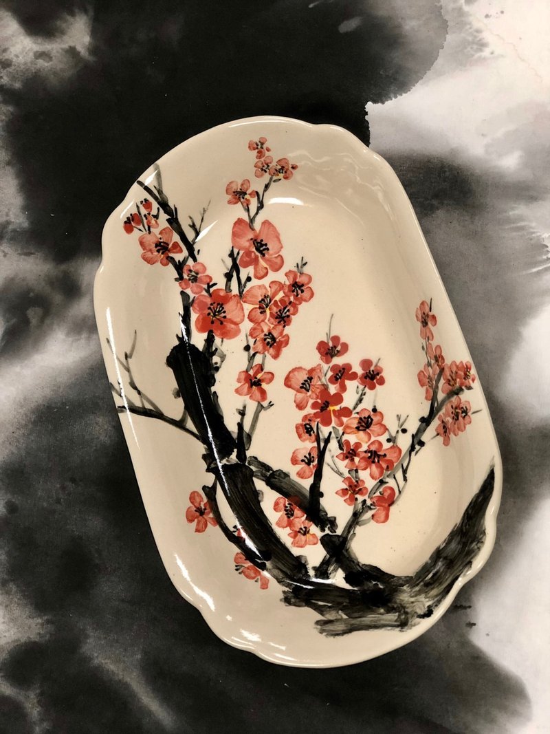 纯手工会制盘 花卉系列 梅花 水墨风作品 仅此一件 - 盘子/餐盘/盘架 - 瓷 红色