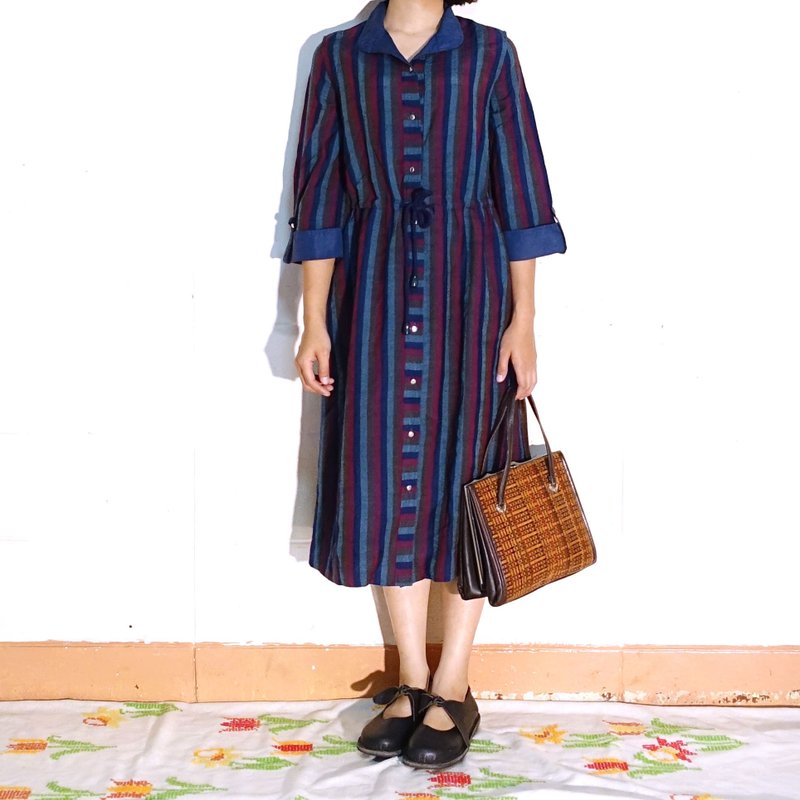 BajuTua/古着/暗蓝条纹翻领混丝七分袖洋装 dark blue strips blended silk vintage dress - 洋装/连衣裙 - 丝．绢 蓝色