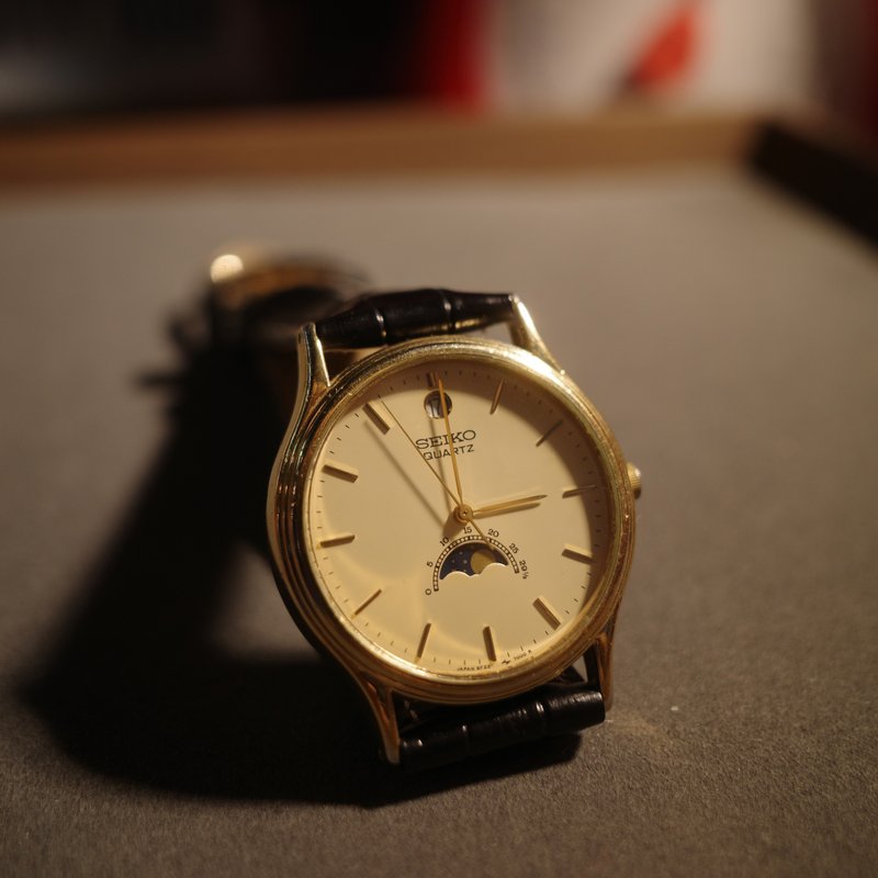 Seiko 月相半月形石英 35MM - 男表/中性表 - 其他金属 金色