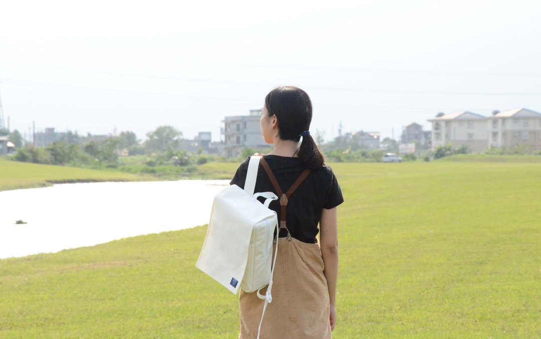 ::浏海树:: 春夏限定后背包＿白 - 后背包/双肩包 - 其他材质 白色