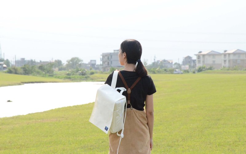 ::浏海树:: 春夏限定后背包＿白 - 后背包/双肩包 - 其他材质 白色