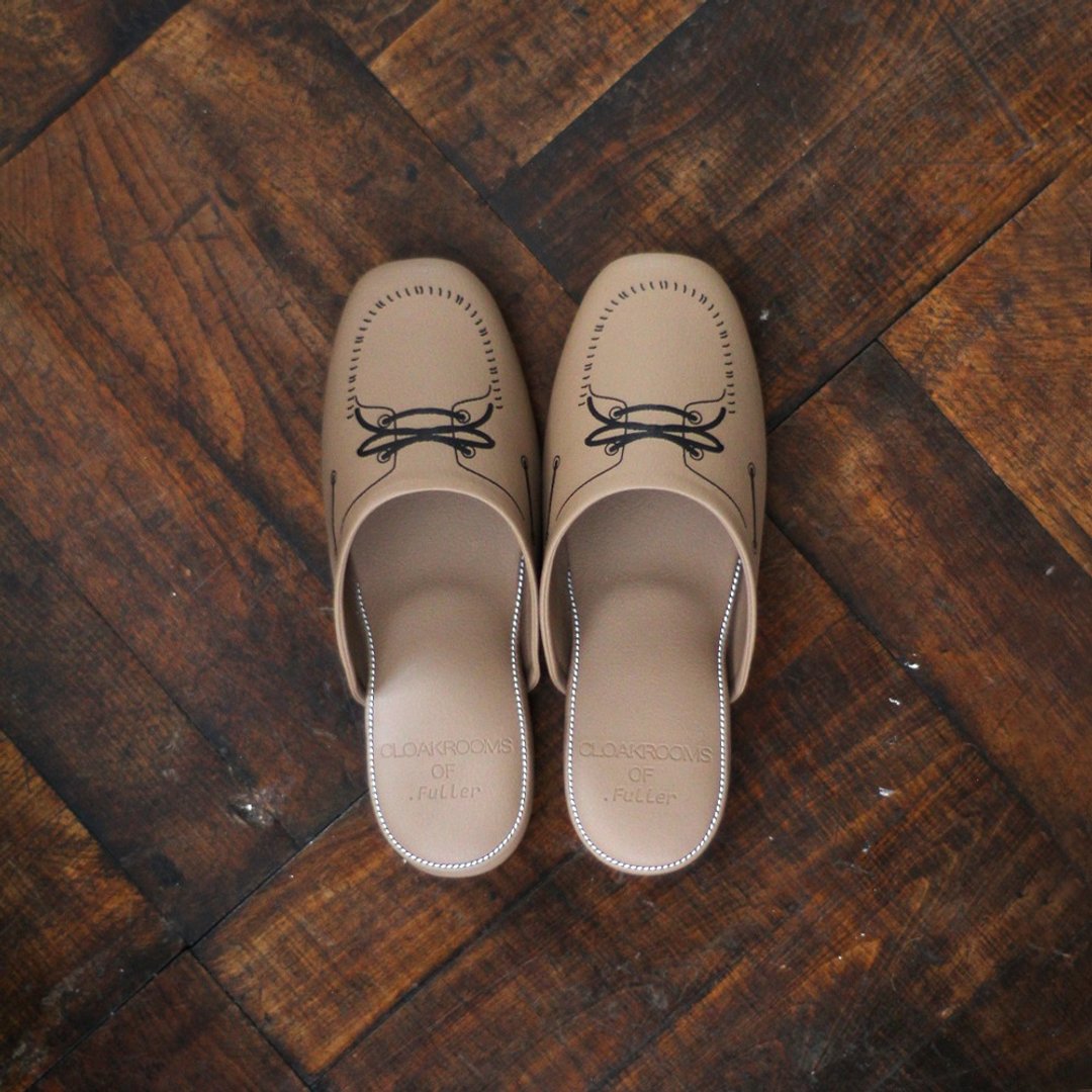 CLOAKROOMS OF .Fuller 室内拖鞋 帆船MOCASIN -卡其 - 室内拖鞋 - 人造皮革 卡其色