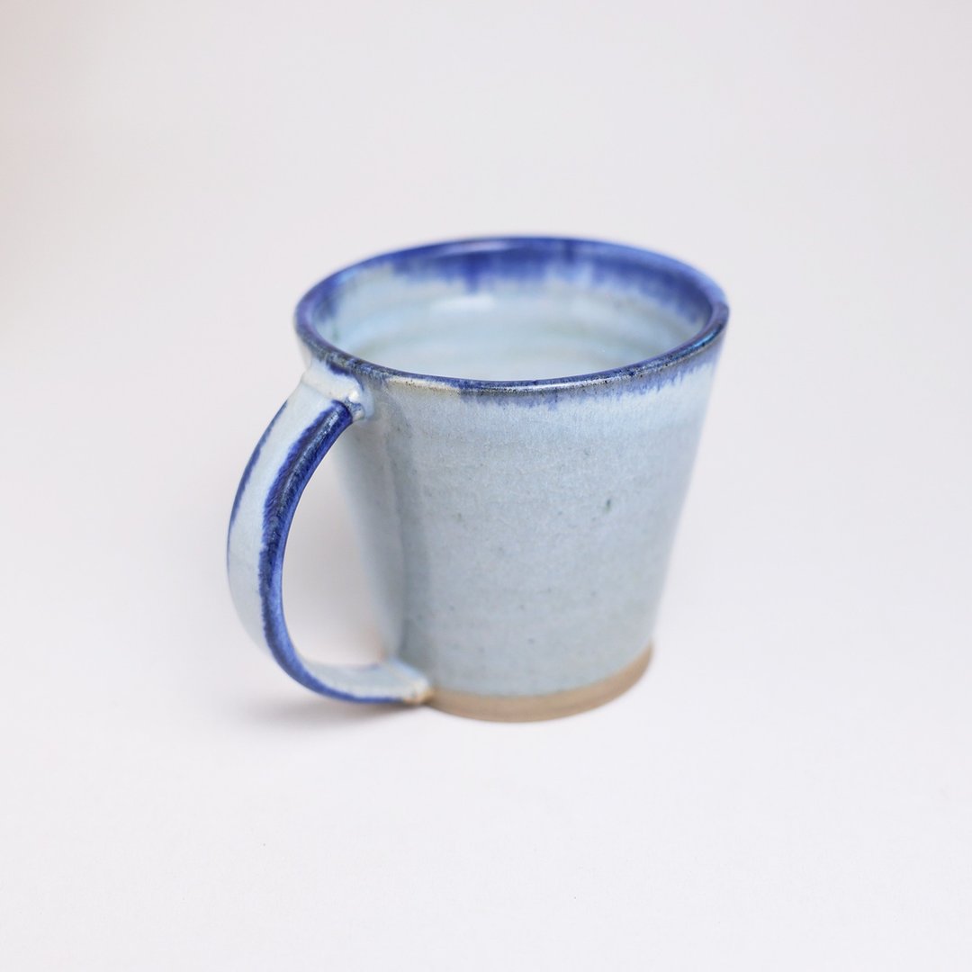 明芽窑 l 柴烧蓝流宽口把杯 马克杯 咖啡杯 陶杯 蓝 冰裂纹 H7 - 咖啡杯/马克杯 - 陶 蓝色