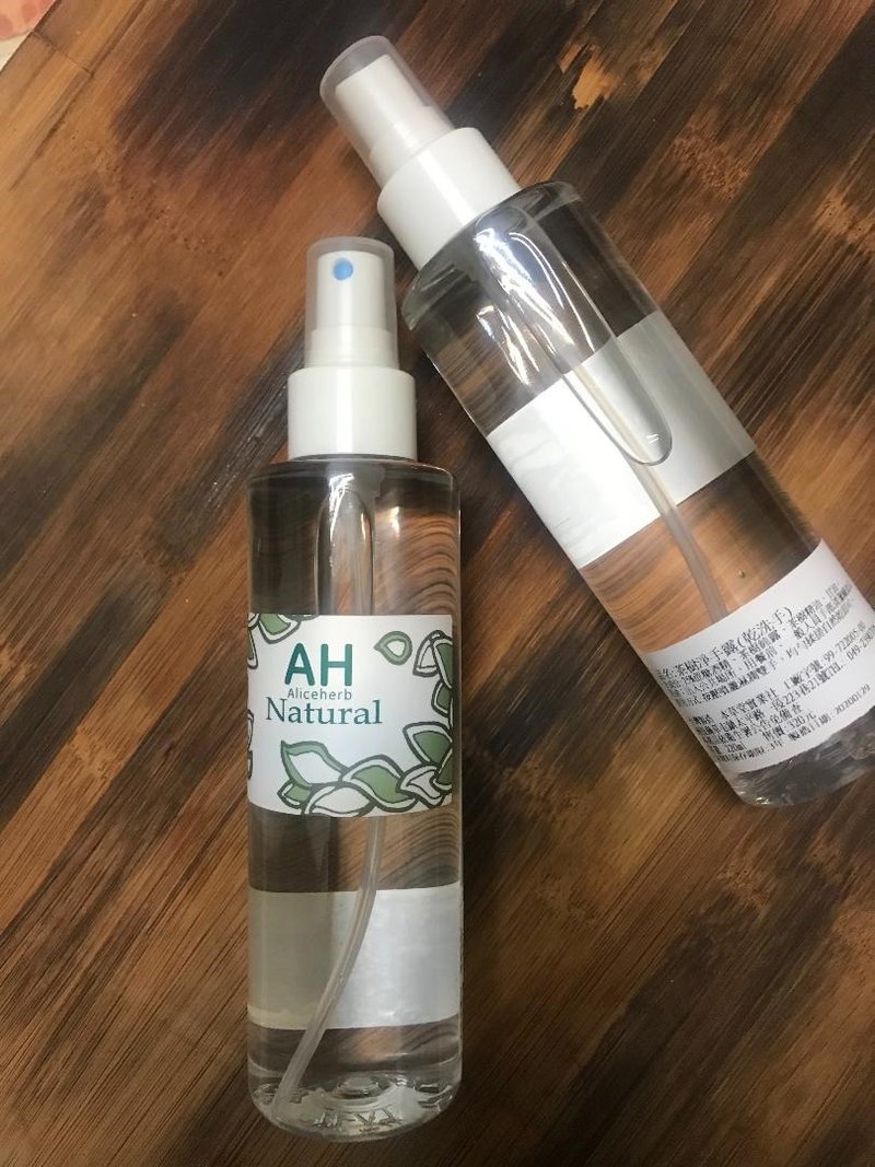 茶树清净露 75% 220ml*2入  每瓶含有8ml精油 - 其他 - 其他材质 卡其色