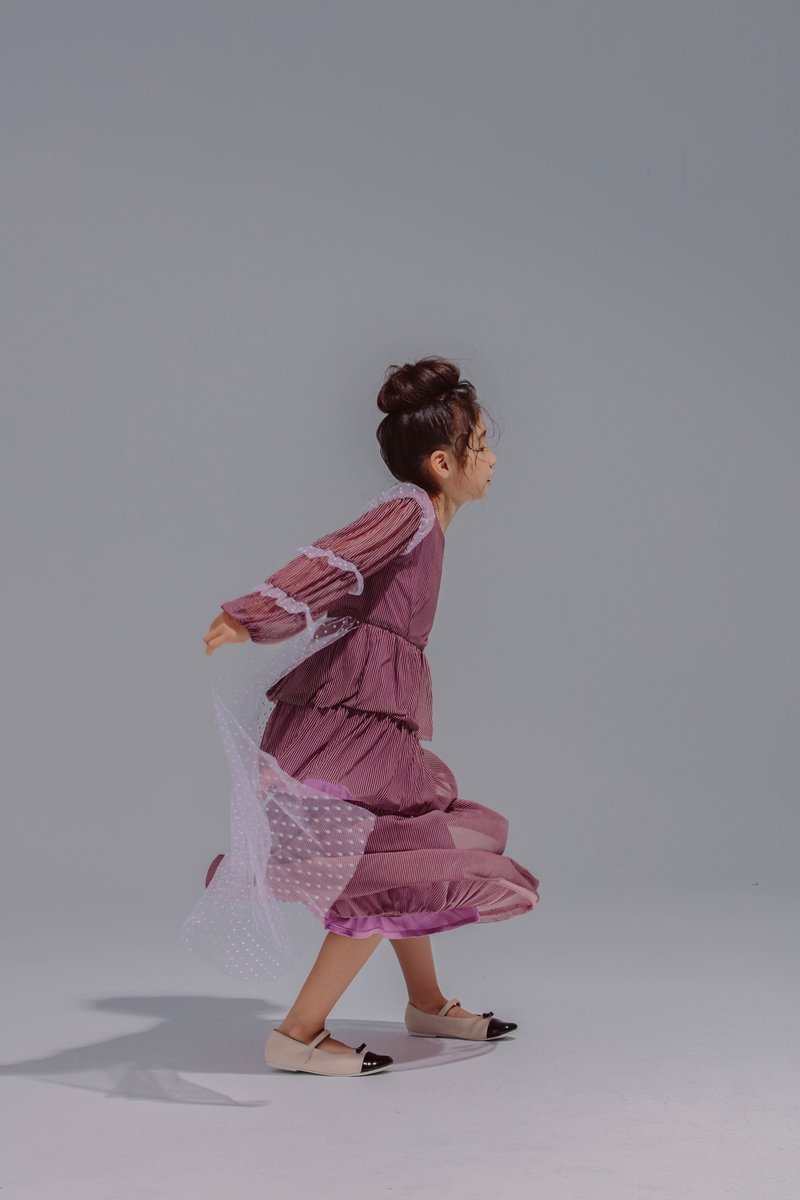 Tiered Dress with Frill Sleeve Detail / 2020 - 童装礼服/连衣裙 - 其他材质 