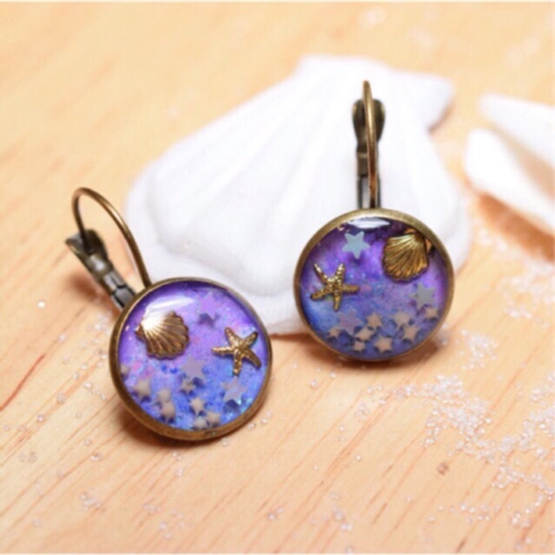 Ocean and Sea in Purple Earring with Tiny Star sand Star Glitter Your Bright Day - 耳环/耳夹 - 树脂 紫色