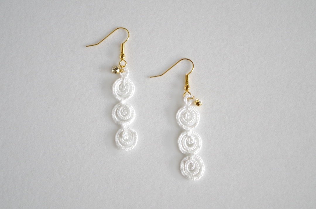 Tatting lace ring earrings, Blanc - 耳环/耳夹 - 棉 白色