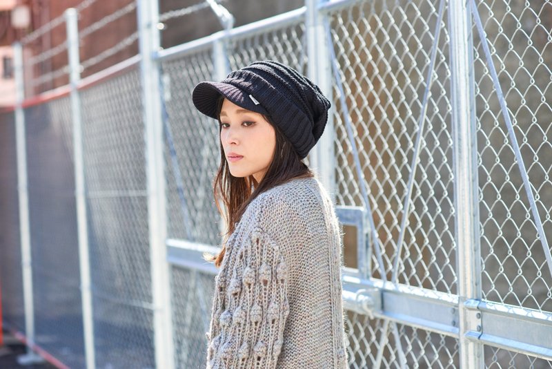 Slouchy Beanie Brim Hat - Mens Slouch Cap Womens Slouchy Knit w/Visor - 帽子 - 压克力 灰色