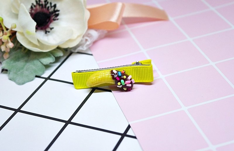 <仿真黏土发饰> => 巧克力香蕉－发夹系列－ #俏皮  #可爱 - 发饰 - 粘土 黄色