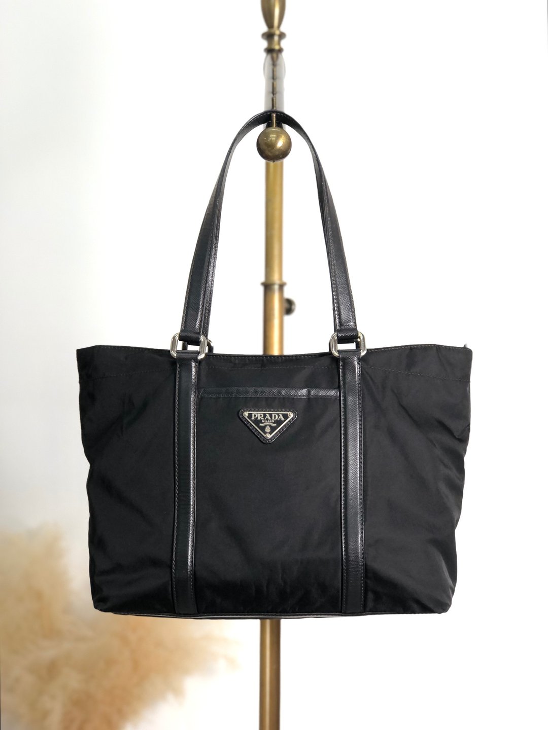 【 日本直送 名牌中古包 】PRADA 普拉达 托特包 黑色 三角标志 尼龙 皮革 前置口袋 vintage  f42pyf - 手提包/手提袋 - 尼龙 黑色