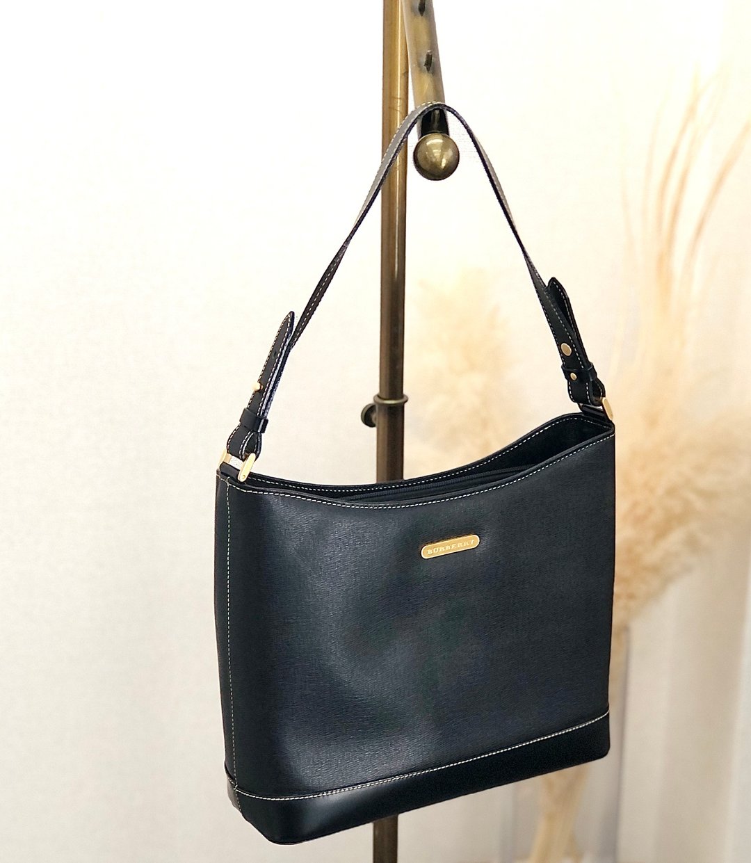 【日本直送，名牌二手包装】BURBERRY巴宝莉手提包黑品牌标志皮革vintage复古老dbdphr - 手提包/手提袋 - 真皮 黑色