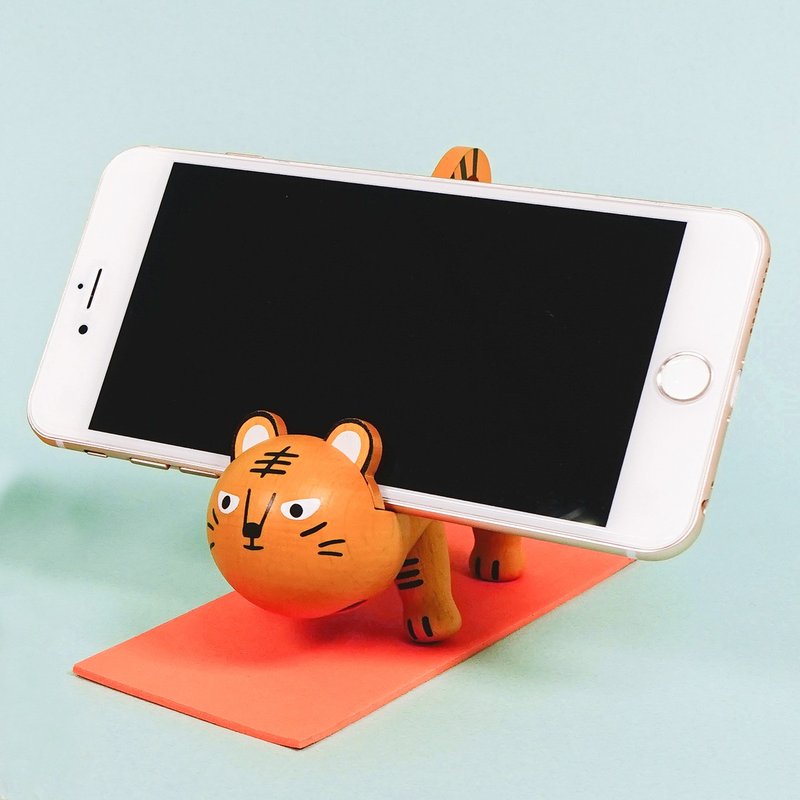 【老虎】手机座 手机架 | Wooderful life - 手机座/防尘塞 - 木头 橘色