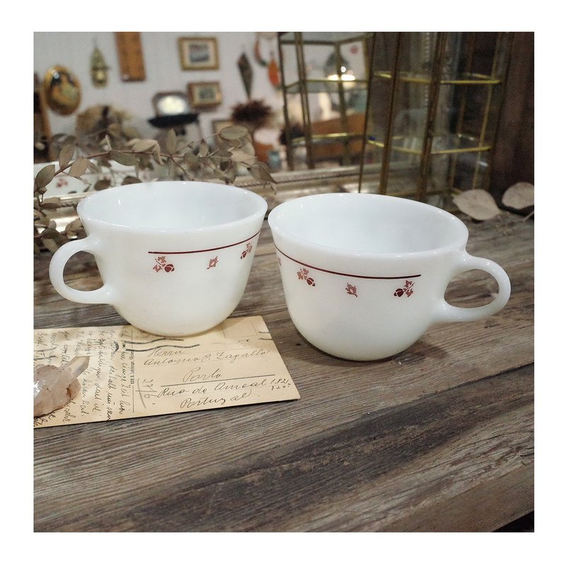 美国老件.pyrex勃根地玫瑰.牛奶瓷.牛奶玻璃咖啡杯.一对售#收藏品 - 其他杯子 - 玻璃 