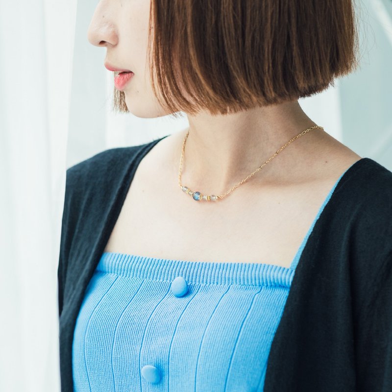 剪影。拉长石 14K包金 水晶矿石设计项链 - 项链 - 水晶 灰色