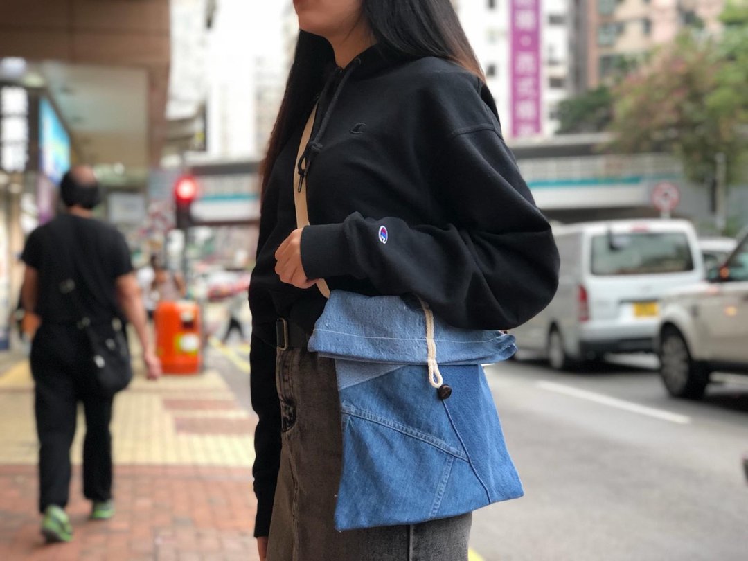牛仔patchwork 布袋 - 侧背包/斜挎包 - 棉 