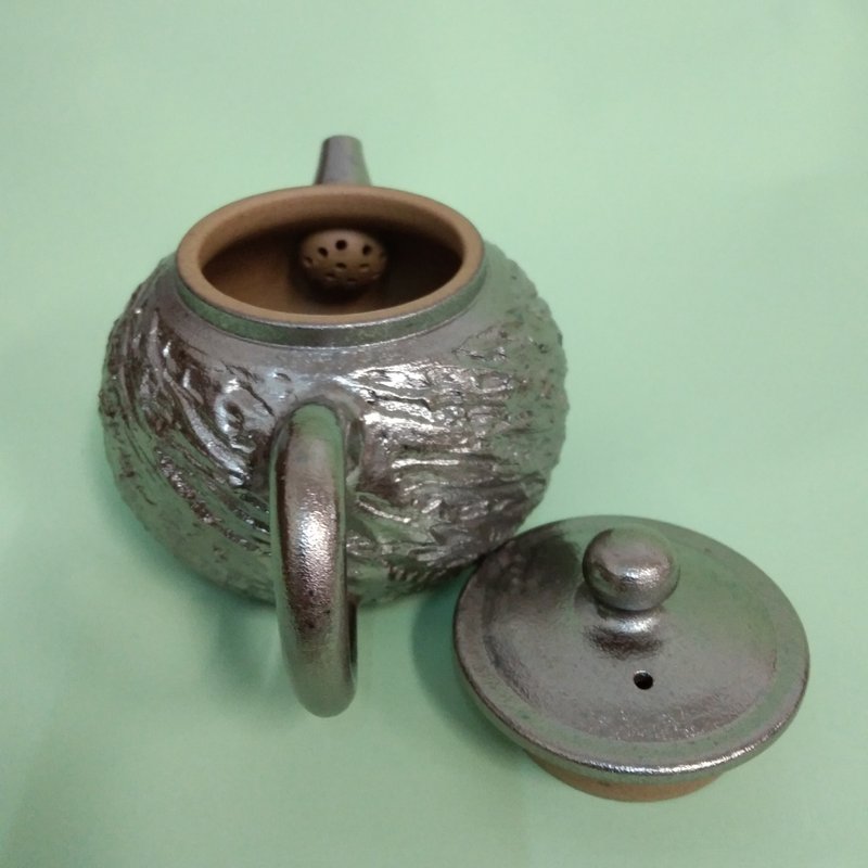 手拉金银彩茶壶 玫瑰金 - 茶具/茶杯 - 陶 金色