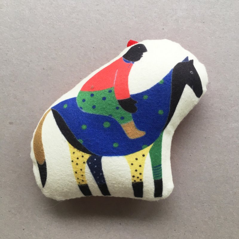 St. pancake 圣松饼 马儿 娃娃吊饰 - 玩偶/公仔 - 棉．麻 红色