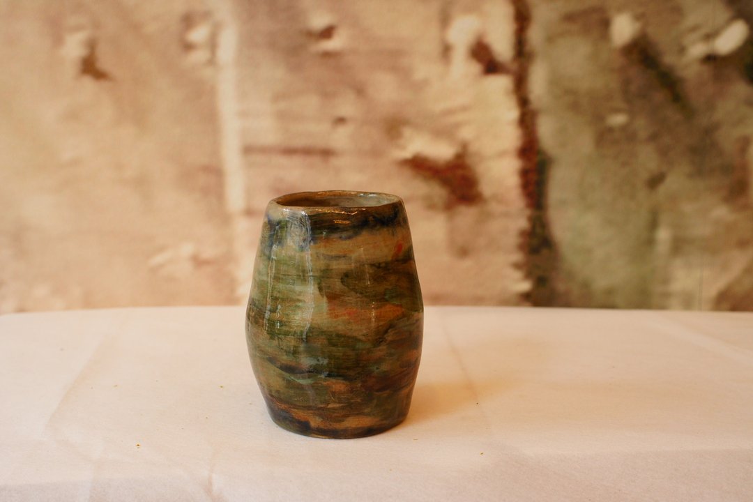 手捏花器 山景 胖胖杯 花入( 高9.5cm) - 花瓶/陶器 - 陶 多色