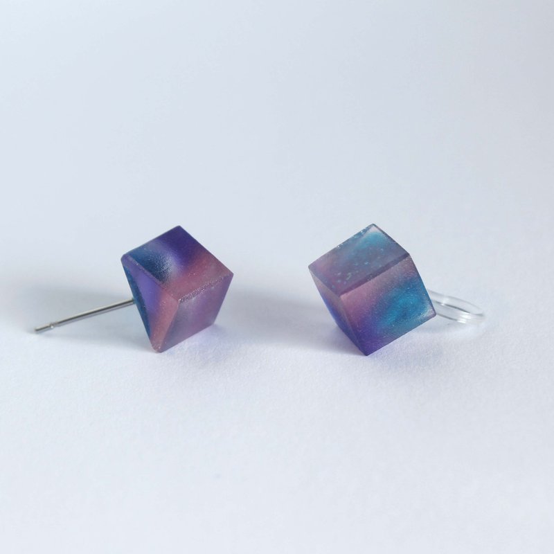 夜莺 / 树脂耳环 / 单只【冰晶方块】 - 耳环/耳夹 - 树脂 紫色