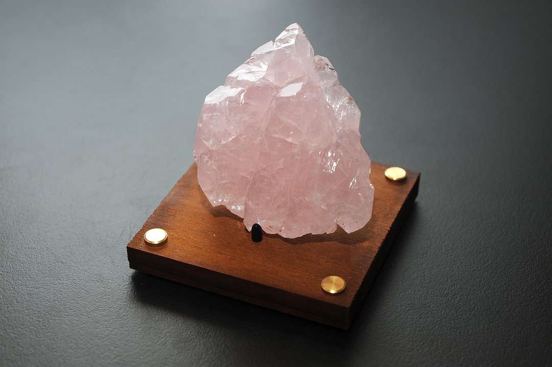 粉晶(Rose quartz) 收藏级 矿石/水晶/灵修/开运/招财/人缘 - 摆饰 - 水晶 
