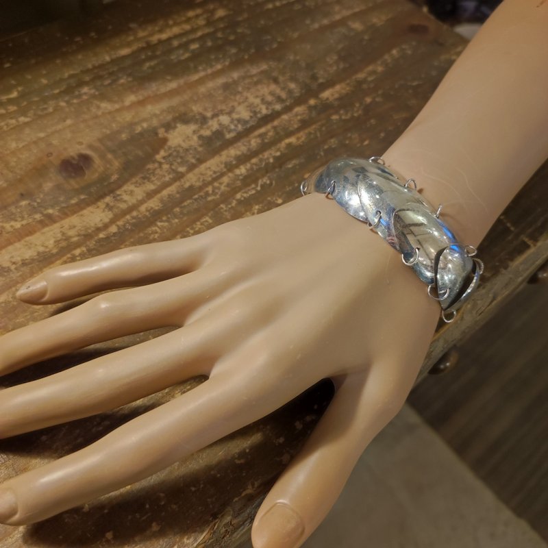 宛如艺术品的单品。古董银汤匙手链_0883 复古现代 工业风 - 手链/手环 - 纯银 银色