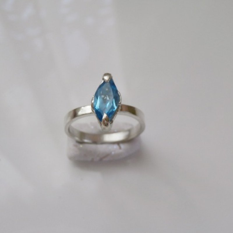 Blue topaz and SV925 ring - 戒指 - 宝石 