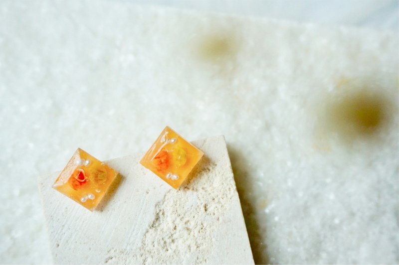 【典雅花砖】干燥花-满天星/耳环/耳夹/银针/简约/ - 耳环/耳夹 - 纯银 橘色