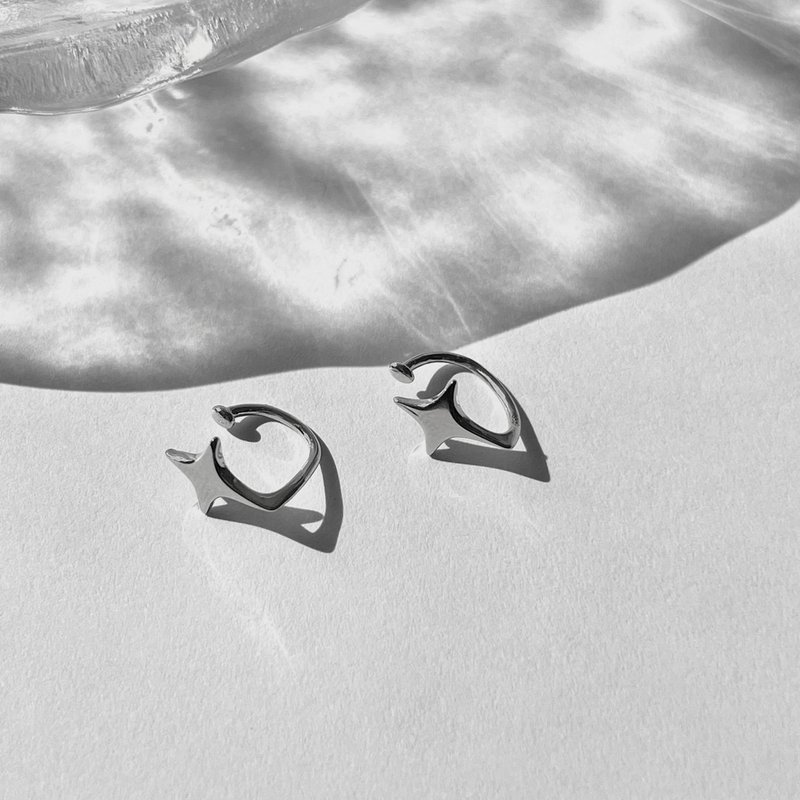 │简约│闪亮焦点 • 耳骨夹 • 纯银耳环 • 可碰水 • 抗过敏 - 耳环/耳夹 - 纯银 