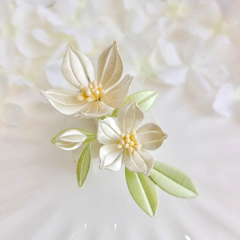 百合花发夹 缠花 春仔花 和服发饰 天然真丝 蚕丝 发夹 - 发饰 - 丝．绢 多色