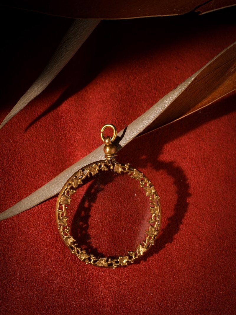 1900s 法国 包金常春藤相片坠 - 项链 - 其他金属 金色