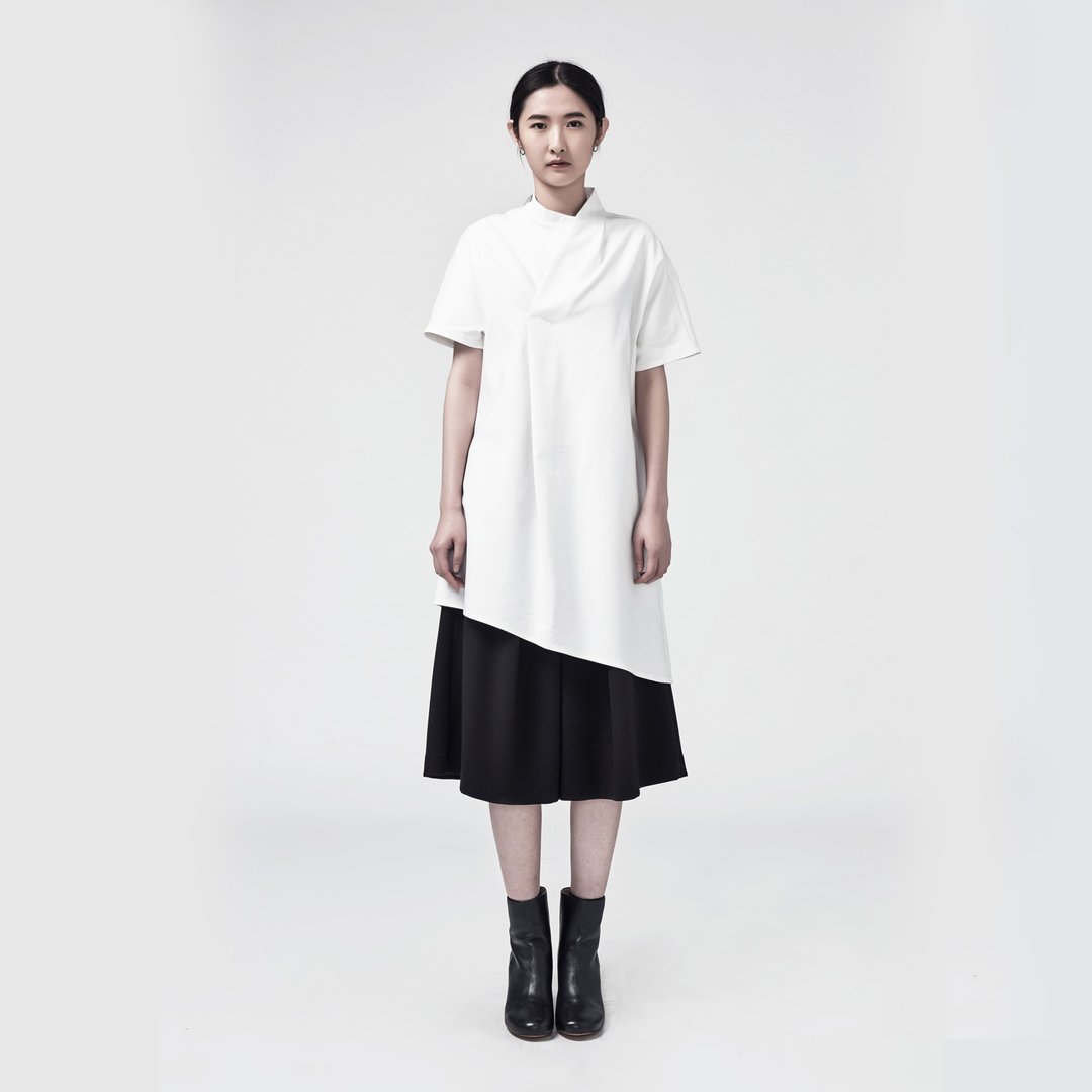 TRAN - 不对称开衩洋装 - 女装上衣 - 棉 白色