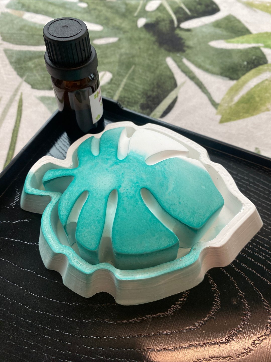 龟背芋扩香石 Monstera aroma stone - 香薰/精油/线香 - 其他材质 绿色