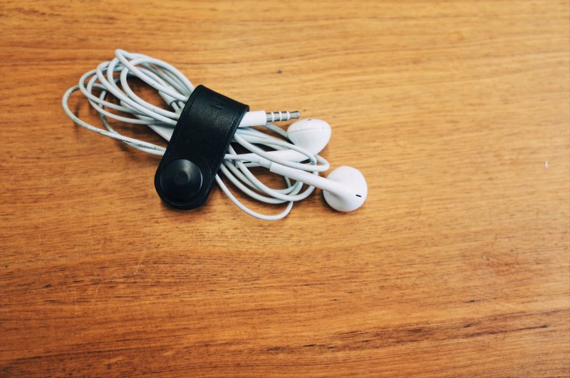 集线器/耳机收纳套 (2入) 手工植鞣皮革/皮件 - 耳机收纳 - 真皮 多色