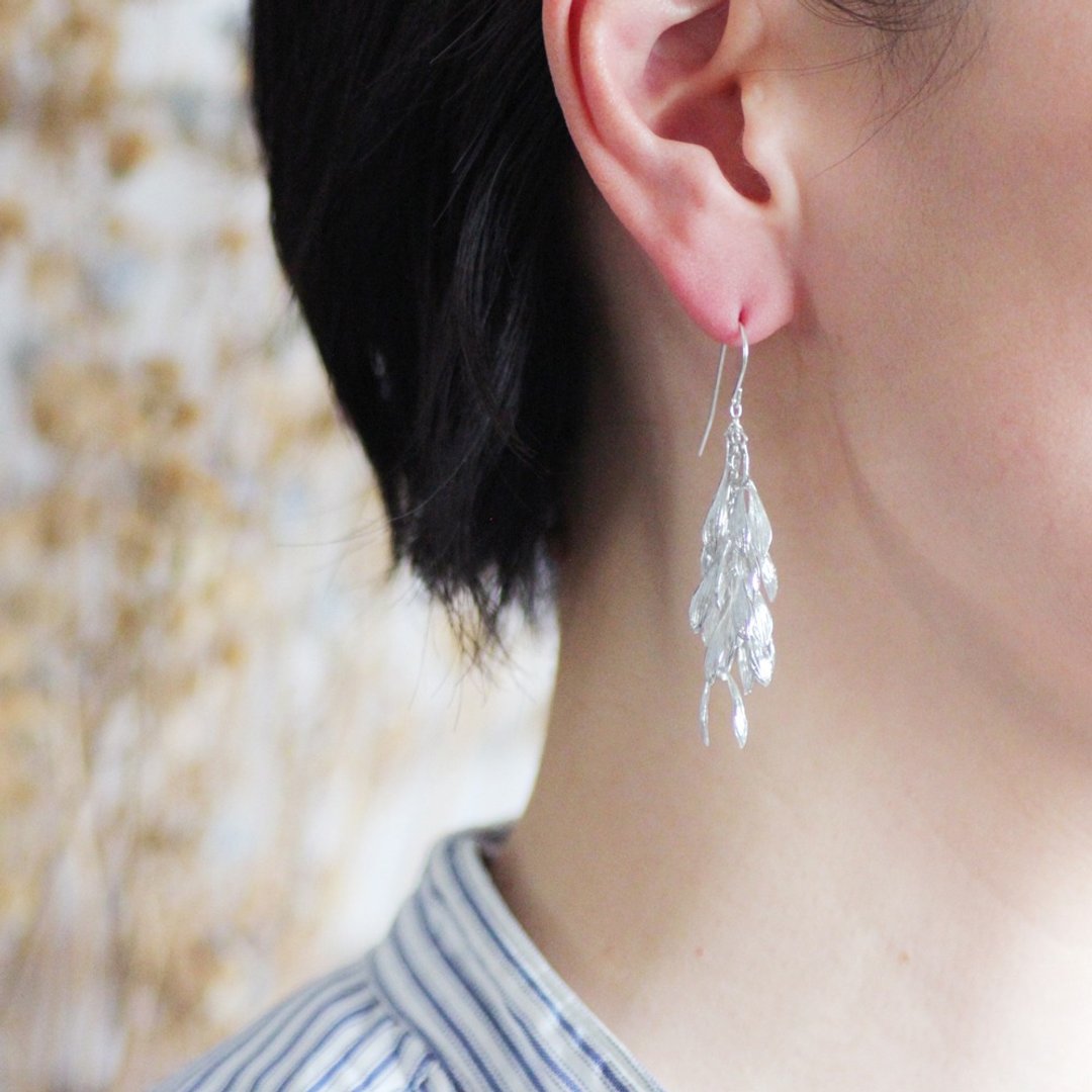 Earrings under mistletoe L - 耳环/耳夹 - 其他金属 银色