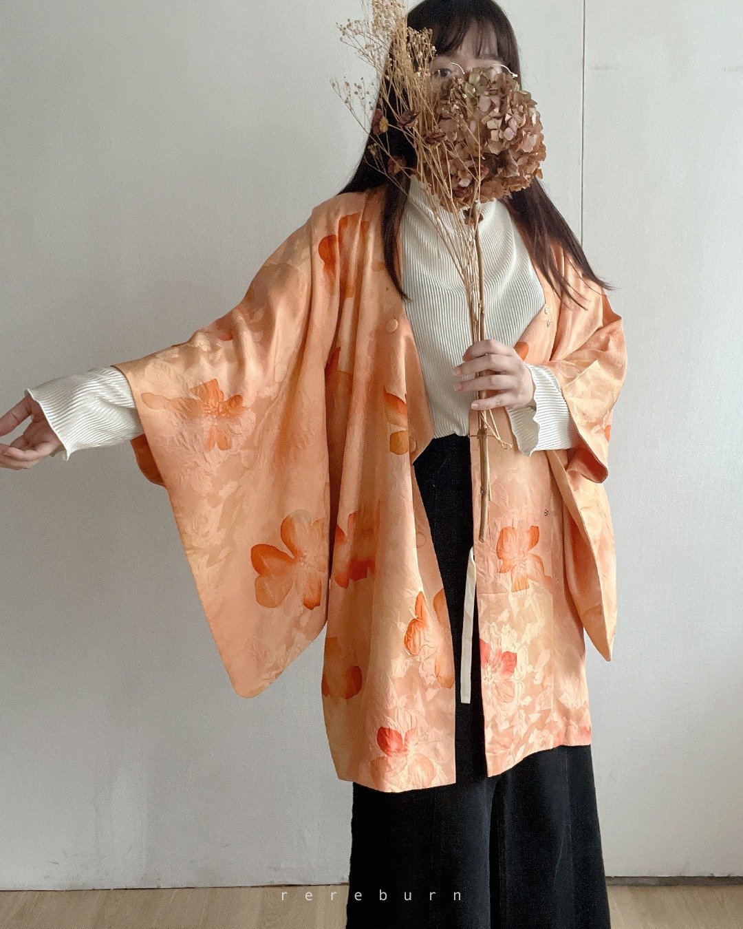 日本制和风花朵印花压纹薄款橘色古着道行和服外套 - 女装休闲/机能外套 - 聚酯纤维 橘色
