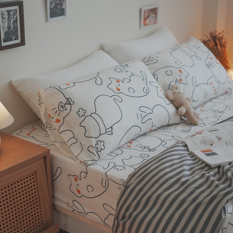 圆圆猫  四季磨毛布 台湾制造 【超取限一组】 - 寝具 - 聚酯纤维 白色