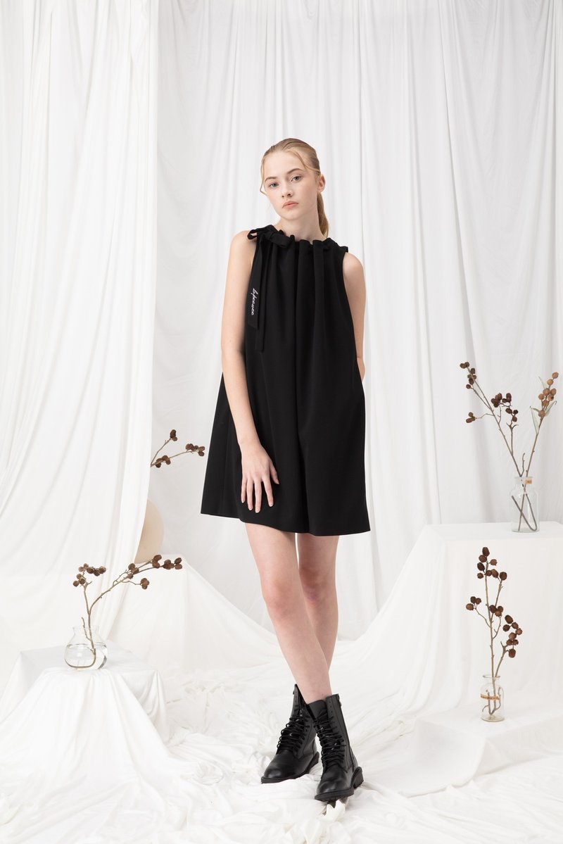 丝带细节连身裙 - 洋装/连衣裙 - 其他材质 