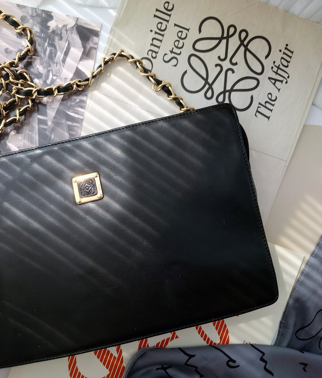 中古美品 Loewe Anagram clutch 手拿包单肩包斜挎包侧背包链条包 - 侧背包/斜挎包 - 真皮 黑色