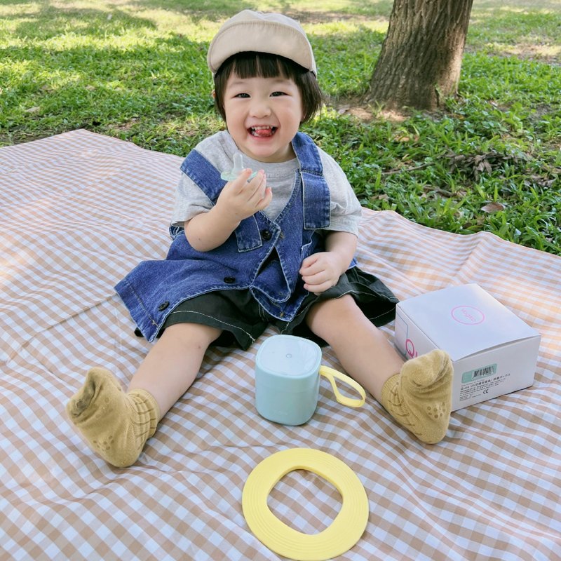 弥月好礼 | 好日照Qube随身奶嘴杀菌盒 - 奶瓶/奶嘴 - 塑料 卡其色