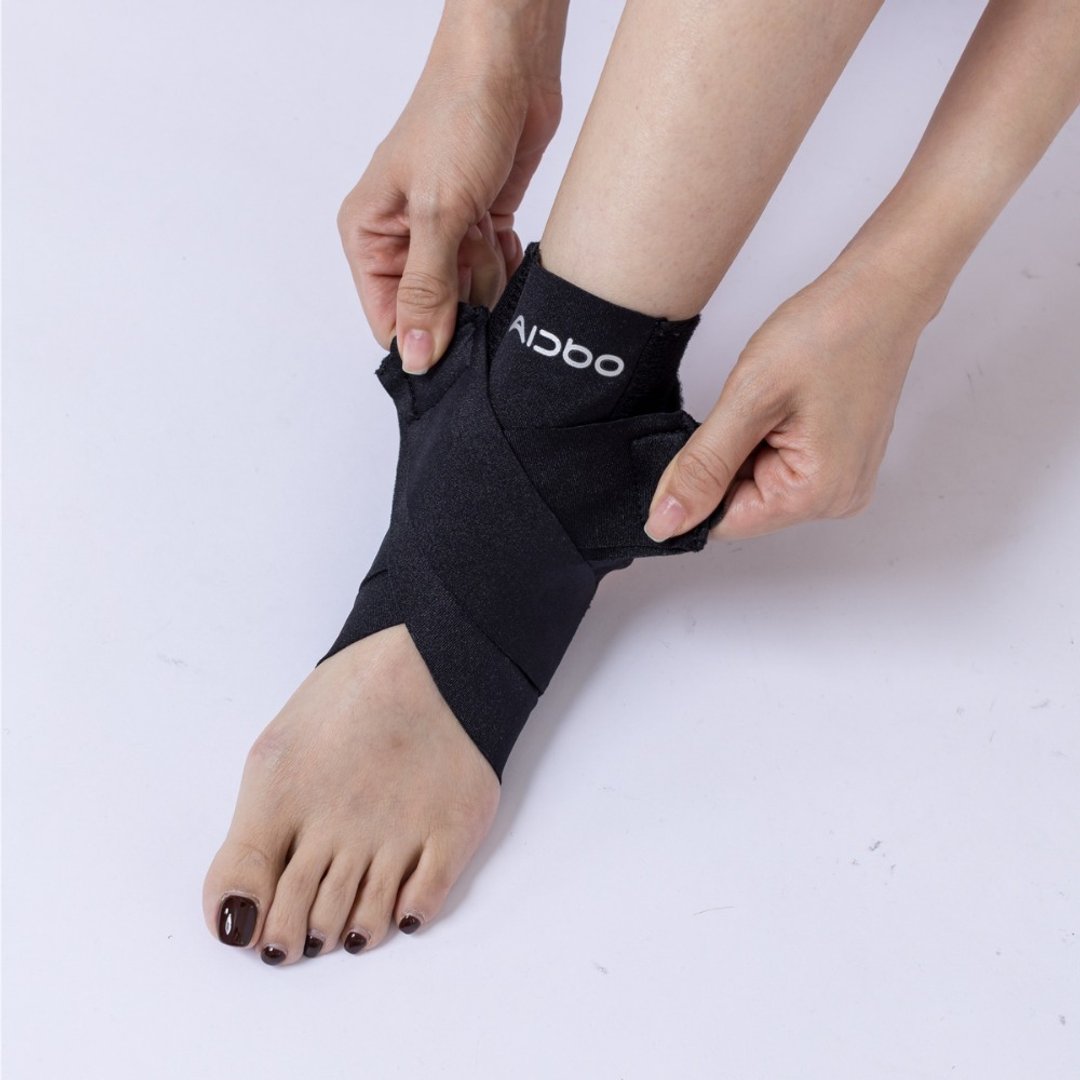 【黄色小鸭 x Aidbo 爱吾宝】AirSkin 凉感裸肌绑带护踝 - 运动配件 - 聚酯纤维 