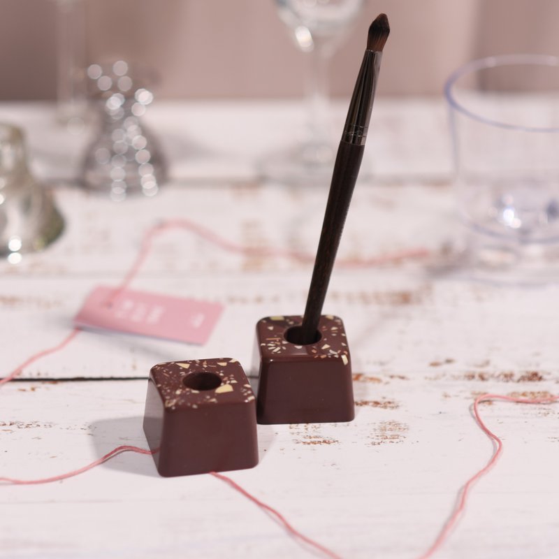 【情人节礼盒】两入甜蜜蜜巧克力方形牙刷架、毕业礼物、礼物 - 卫浴用品 - 其他人造纤维 