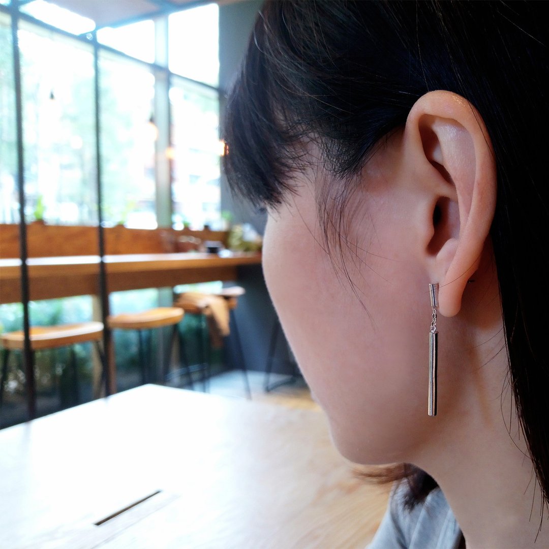 rain a earring_细雨a耳环 925银 限量 珠宝 婚戒订制 台湾品牌 - 耳环/耳夹 - 银 银色