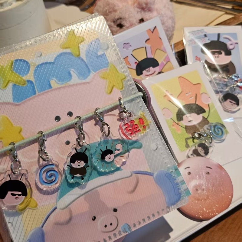 【coloryeah】猪大强 可爱手账文具/迷你亚克力小挂件/怪趣钥匙扣 - 钥匙链/钥匙包 - 塑料 多色